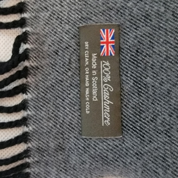 MEN'S 100% CASHMERE NECK SCARF - Picture 1 of 3